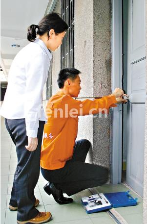 青岛市南禧竹雅园开锁修锁 汽车钥匙 车库遥控